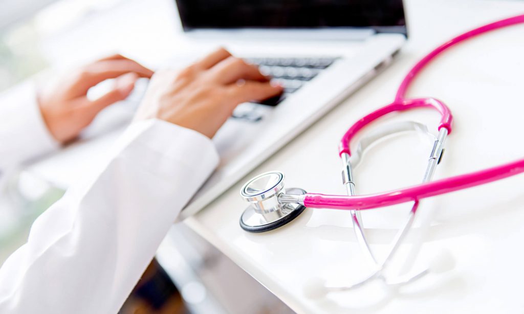 doctor_working